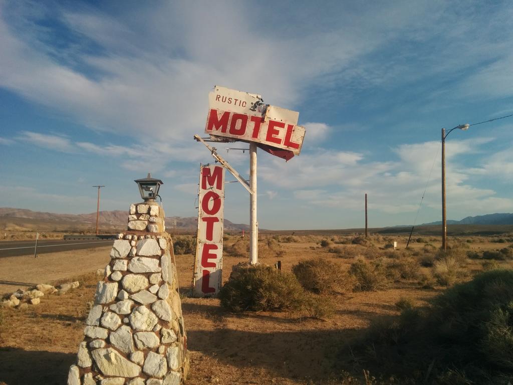 Rustic Oasis Motel Olancha Exterior photo